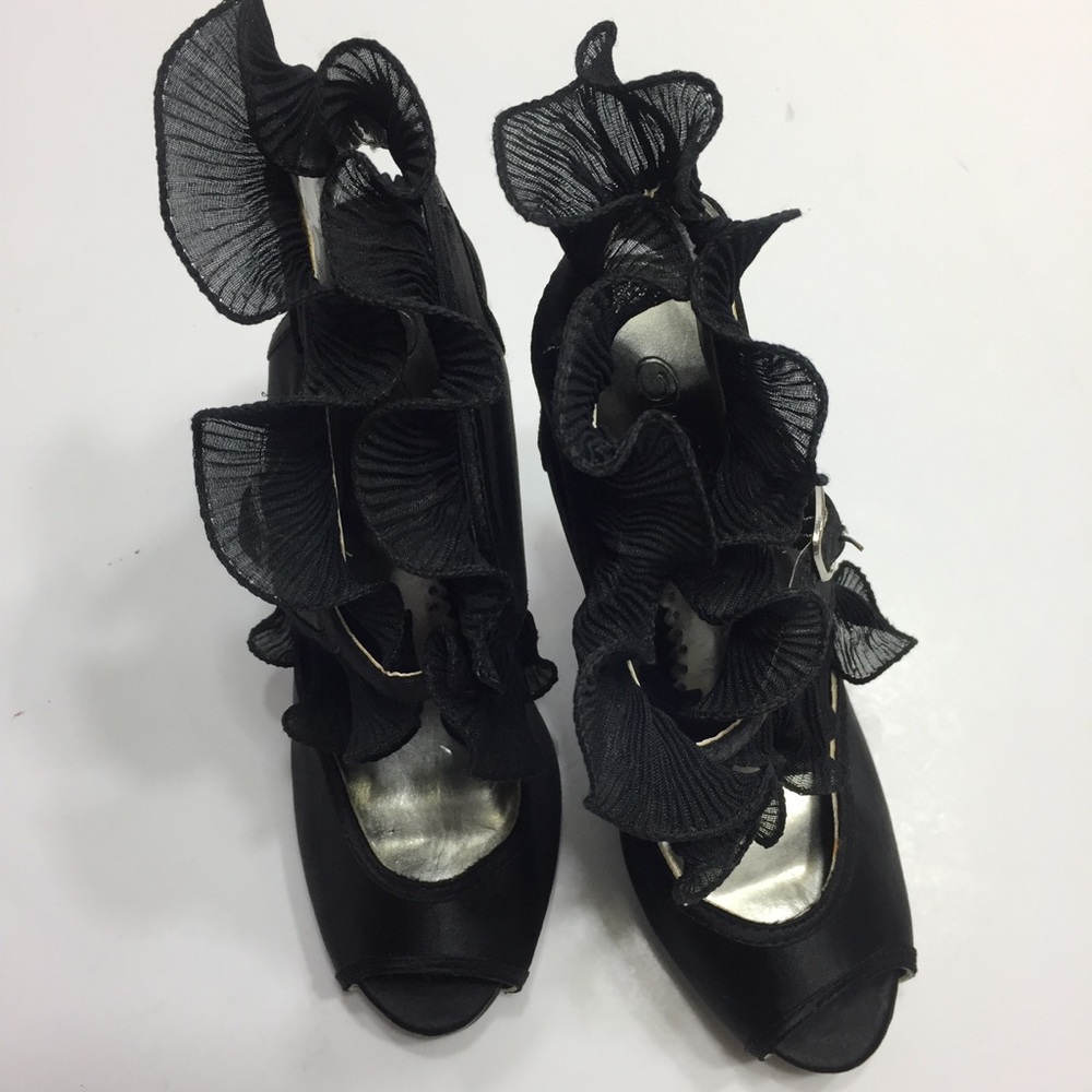 WILD ROSE Heels Stiletto Shoe 7 Black Ruffle Urban - Picture 7 of 8